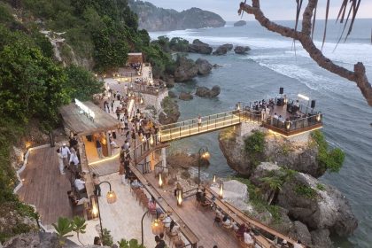 On The Rock Gunungkidul Jadi Destinasi Wisata Baru di Pantai Drini
